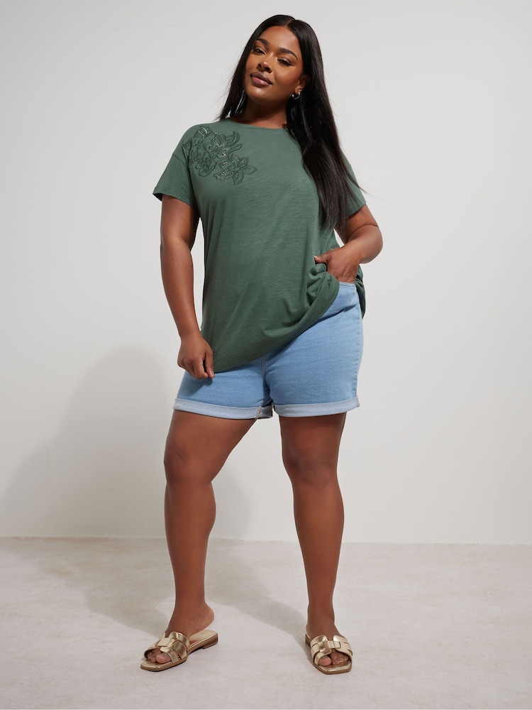Yours Curve Green Appliqué Studded Floral Print 100% Cotton T-Shirt - Image 2 of 5
