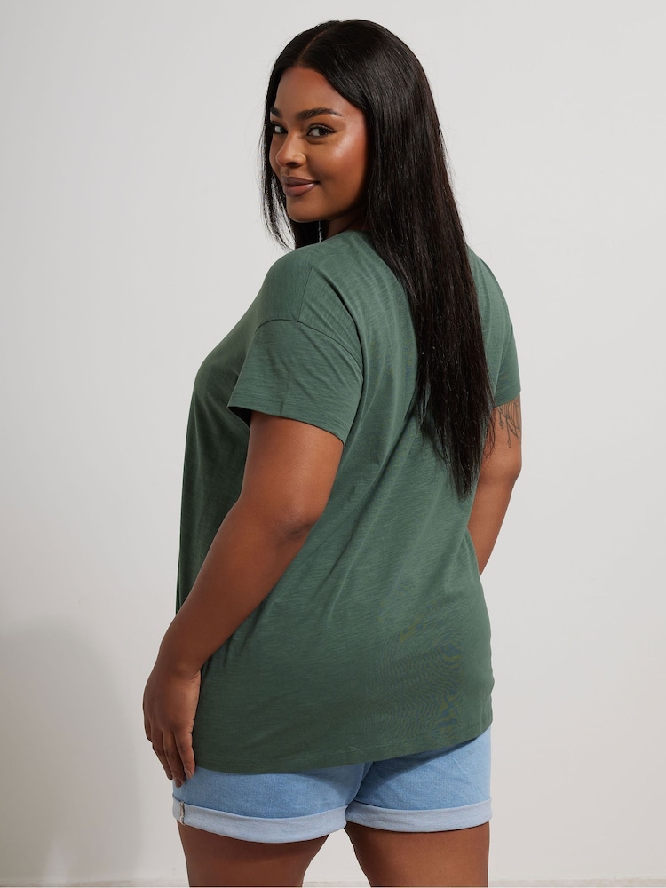 Yours Curve Green Appliqué Studded Floral Print 100% Cotton T-Shirt - Image 2 of 3
