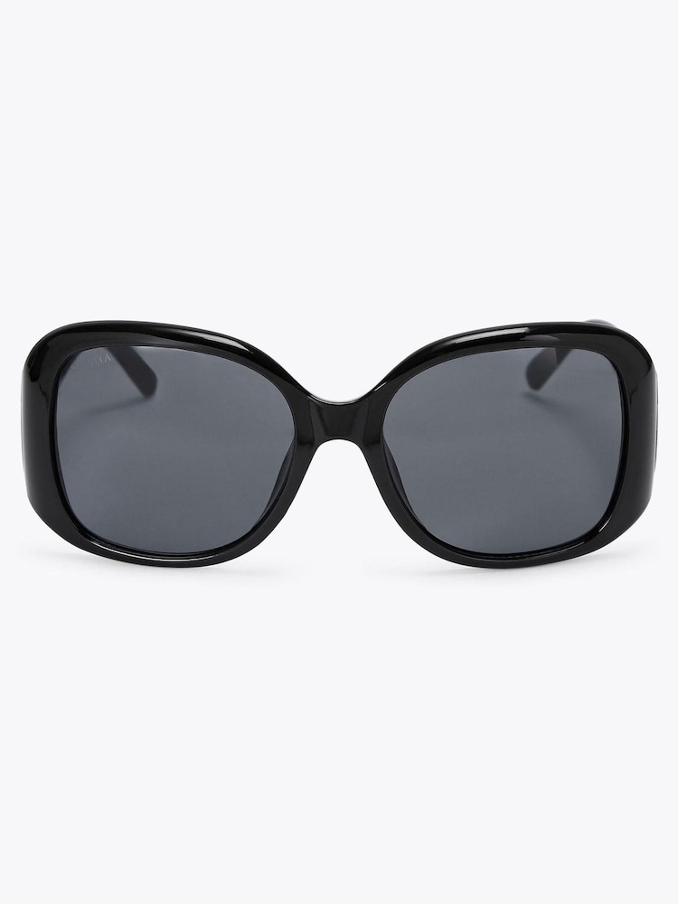 Carvela Oversized C pretos Sunglasses - Imagem 1 de 3