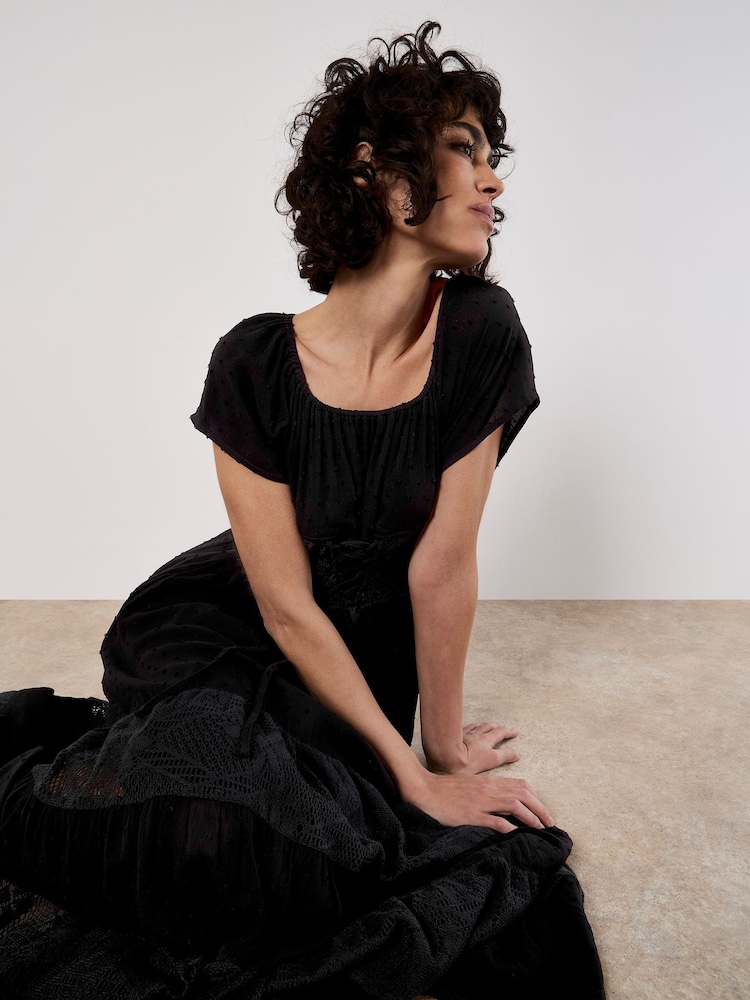 Apricot Black Lace Corset Detail Midi Dress - Image 5 of 5