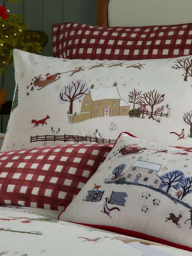 Furn Cream Burgundy Cotswolds Christmas Duvet Set - Image 2 of 3