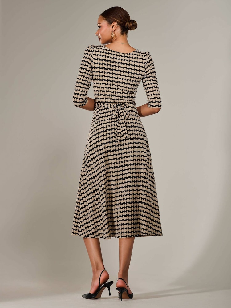 Jolie Moi Cream Jersey Half Sleeve Pleated Midaxi Dress - Image 2 of 6