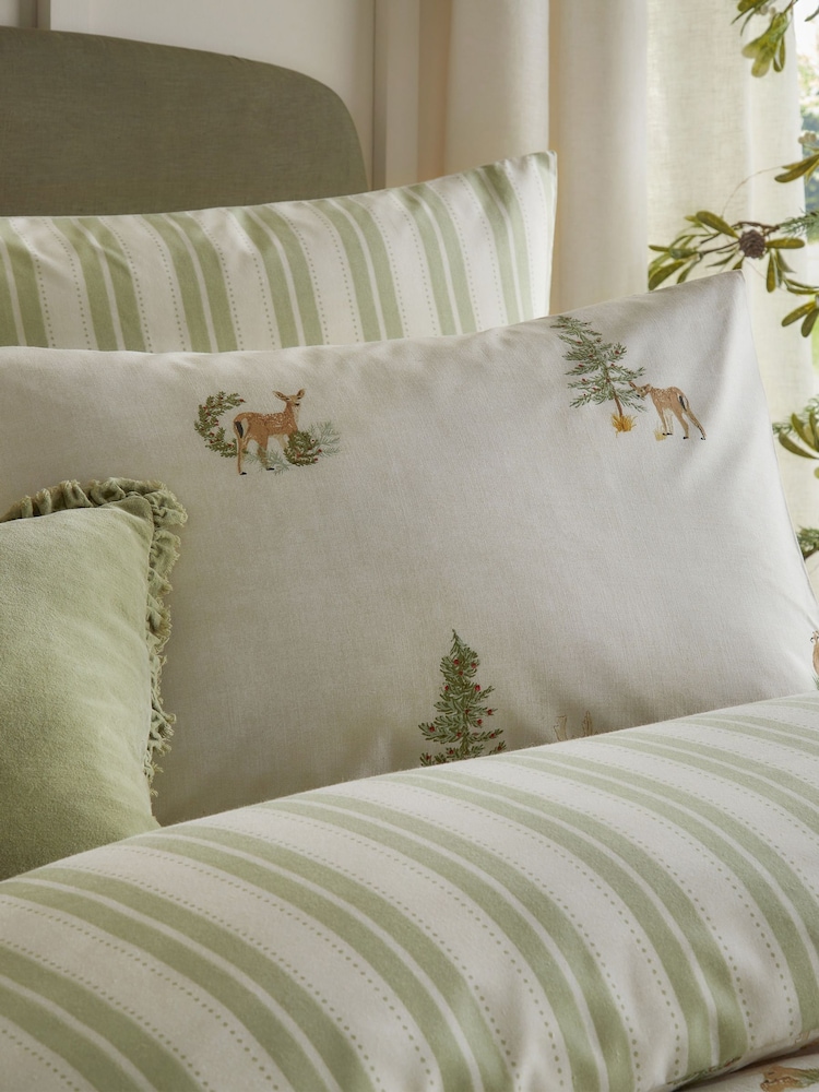 Wylder Nature Green Natural Charlecote Duvet Set - Image 3 of 3 Wylder Nature Green Natural Charlecote Duvet Set - Image 3 of 3