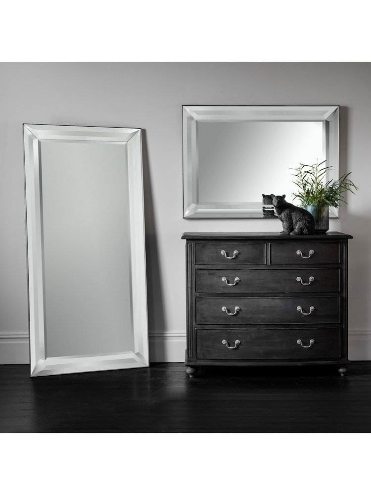 Gallery Home Silver Modesto Leaner Mirror - Image 1 of 2