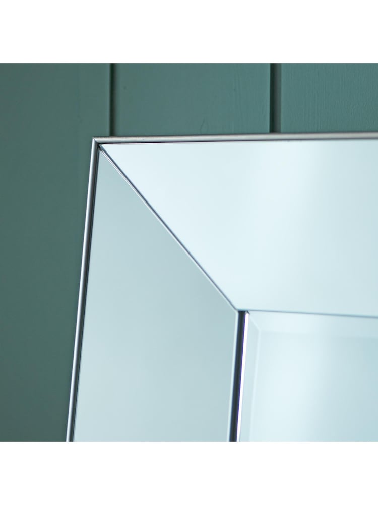 Gallery Home Silver Vassel Leaner Mirror - Image 2 of 3