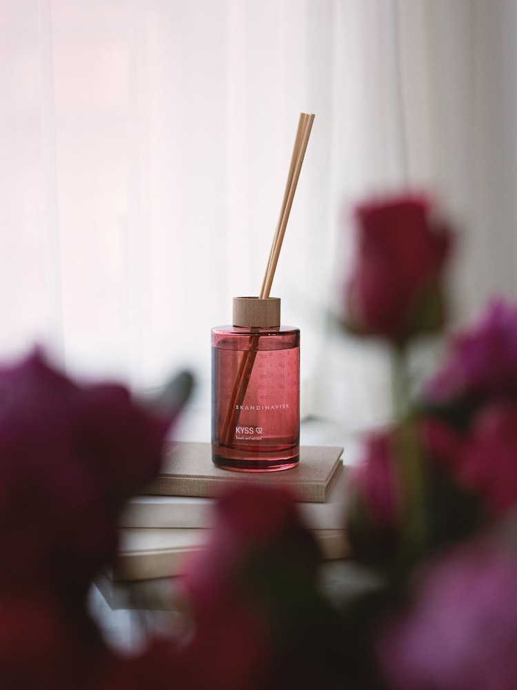 Skandinavisk Red KYSS Special Edition Scent Diffuser 200ml - Image 4 of 4
