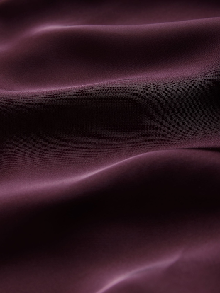 The Set Black/Burgundy Red 2 Pack Satin Wide Leg Pull On Trousers - Image 12 of 12 The Set Black/Burgundy Red 2 Pack Satin Wide Leg Pull On Trousers - Image 12 of 12