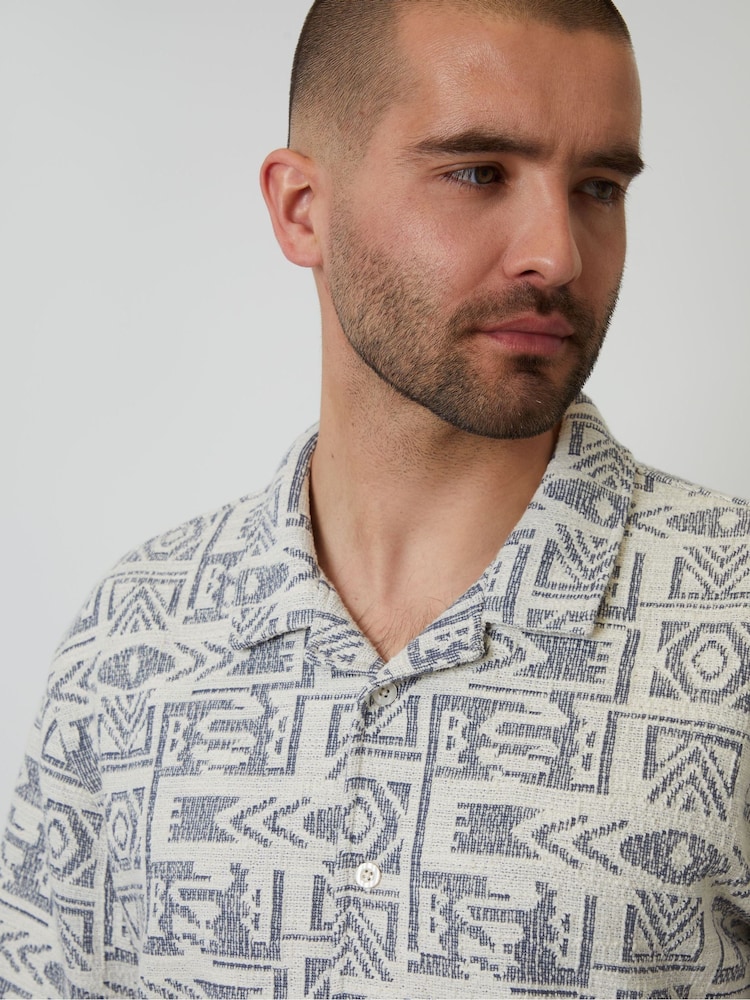 Azul - Threadbare Relaxed Fit Printed Textured Short Sleeve Shirt - Imagen 5 de 5 Azul - Threadbare Relaxed Fit Printed Textured Short Sleeve Shirt - Imagen 5 de 5