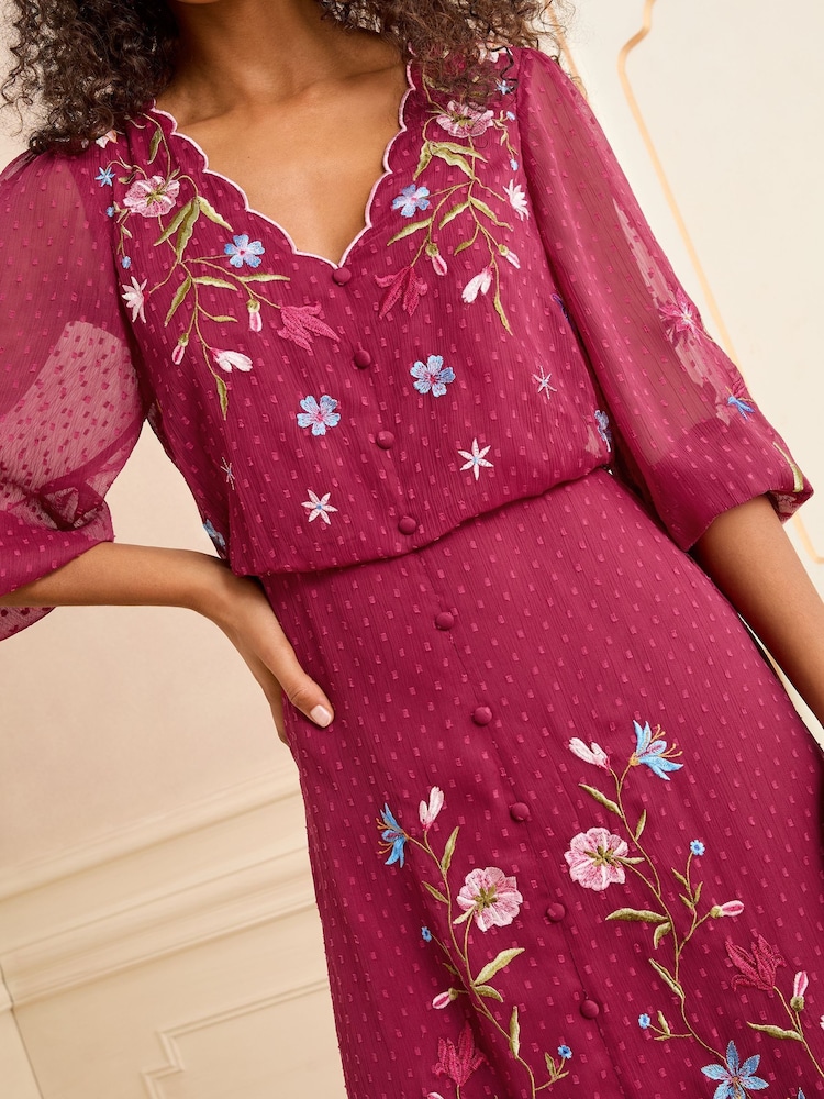 Love & Roses Berry Red Embroidered Dobby Scallop Neck 3/4 Sleeve Midi Dress - Image 2 of 5