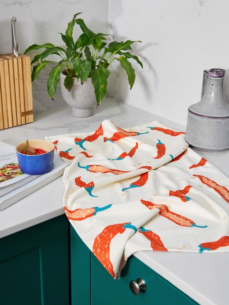 Dock & Bay Red Tea Towel Quick Dry Kitchen and Dish Towel - Image 1 of 6 Dock & Bay Red Tea Towel Quick Dry Kitchen and Dish Towel - Image 1 of 6