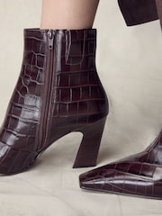 Burgundy Red Croc Embossed N. Premium Chisel Toe Curved Heel Ankle Boots - Image 4 of 4