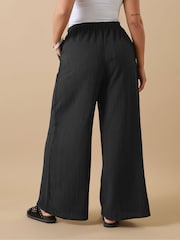 Yours Curve Black Crinkle Trousers - Image 3 of 5
