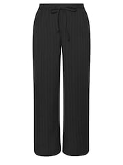 Yours Curve Black Crinkle Trousers - Image 5 of 5