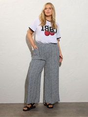 Yours Curve Black Crinkle Gingham Wide Leg Trousers - Image 3 of 5