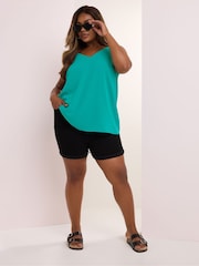 Yours Curve Green Scallop Edge Cami - Image 3 of 5