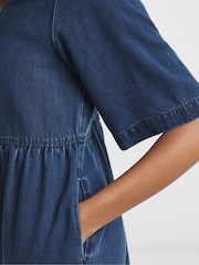 Simply Be Button Through Tiered Denim Smock Dress - Imagen 3 de 4