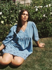 Simply Be Cut Work Mini Denim Smock Dress - Imagen 1 de 6