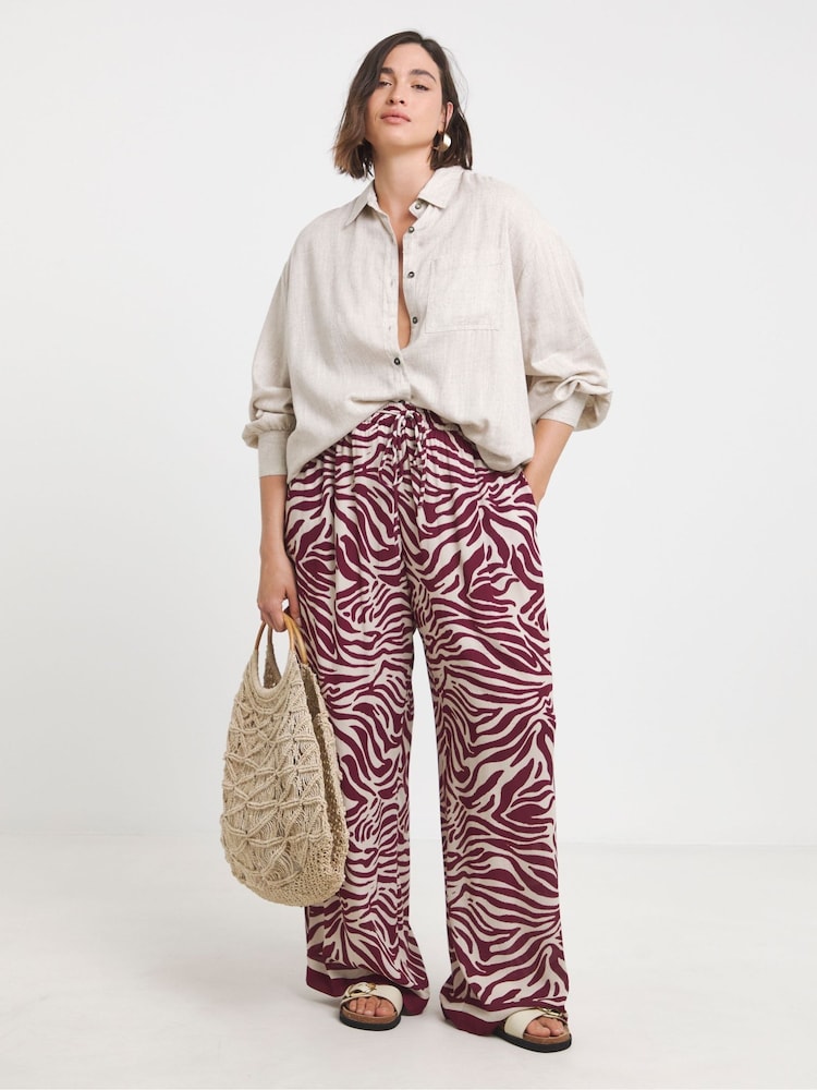 Simply Be Animal Wide Fit Tie Waist Crinkle Wide Leg Trousers - Image 4 of 4