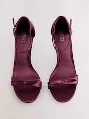 Bordo rdeča - Forever Comfort® Mini Satin Bow Heeled Sandals - Slika 2 iz 5