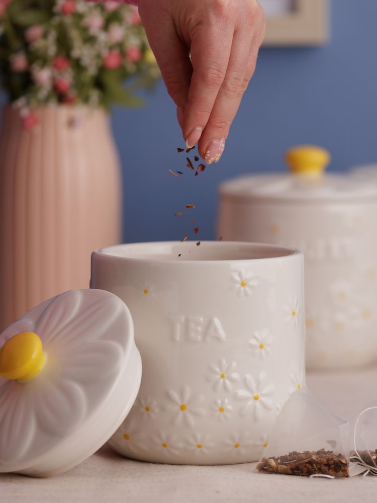 Price & Kensington. Cream Daisy Tea Coffee Sugar Set - Image 1 of 3 Price & Kensington. Cream Daisy Tea Coffee Sugar Set - Image 1 of 3