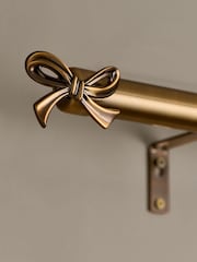 Antique Brass Bow Finial 28mm Extendable Curtain Pole Kit - Image 3 of 3