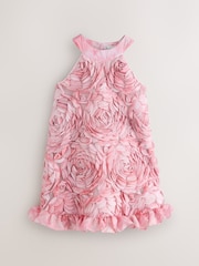 فستان بحمالة رقبة وردي بنقشة زهرية بارزة الملمس ثلاثية الأبعاد من Baker by Ted Baker - صورة 7 من 12