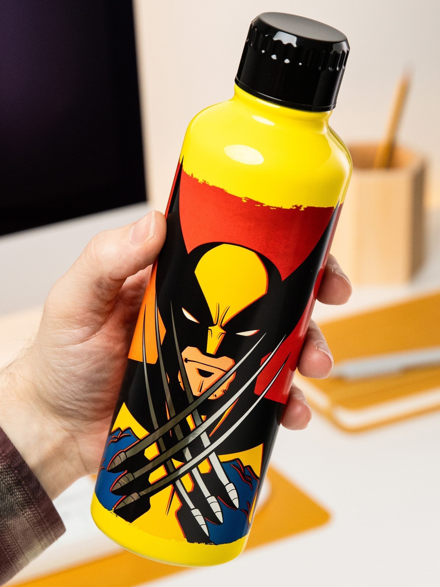Marvel'S Wolverine Metal Water Bottle - Image 2