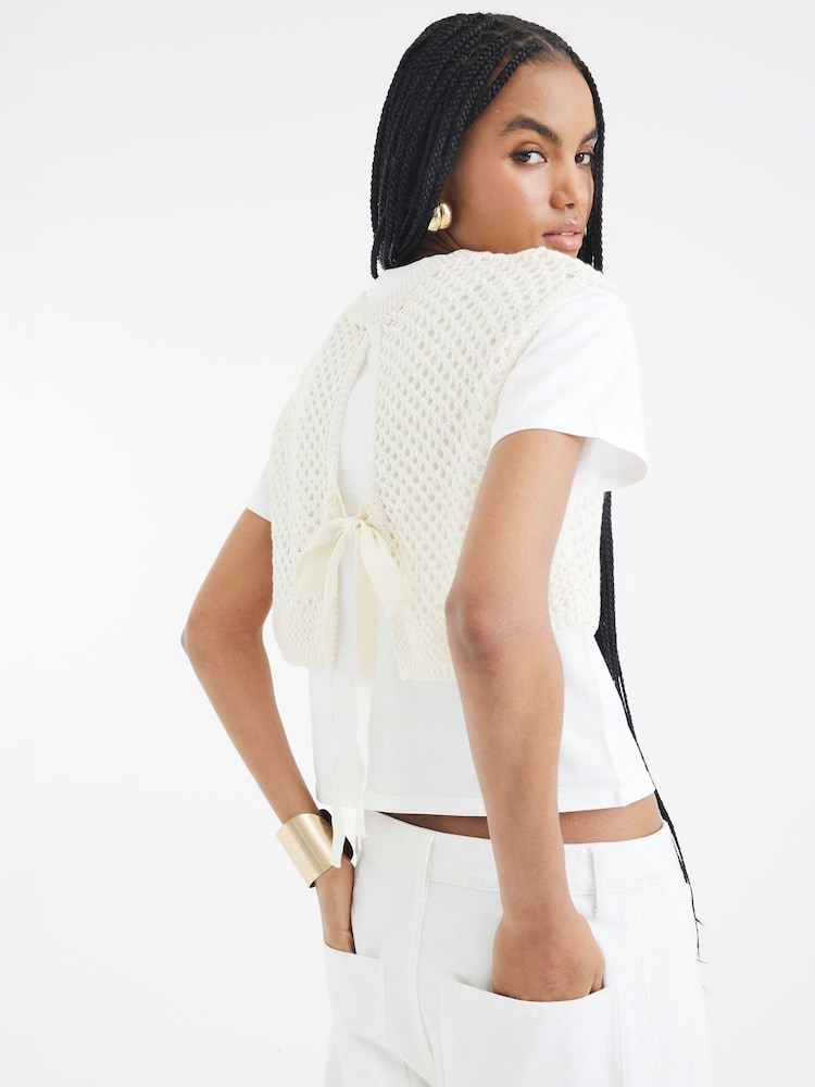 River Island Cream Crochet Overlay T-Shirt - Image 2 of 4 River Island Cream Crochet Overlay T-Shirt - Image 2 of 4