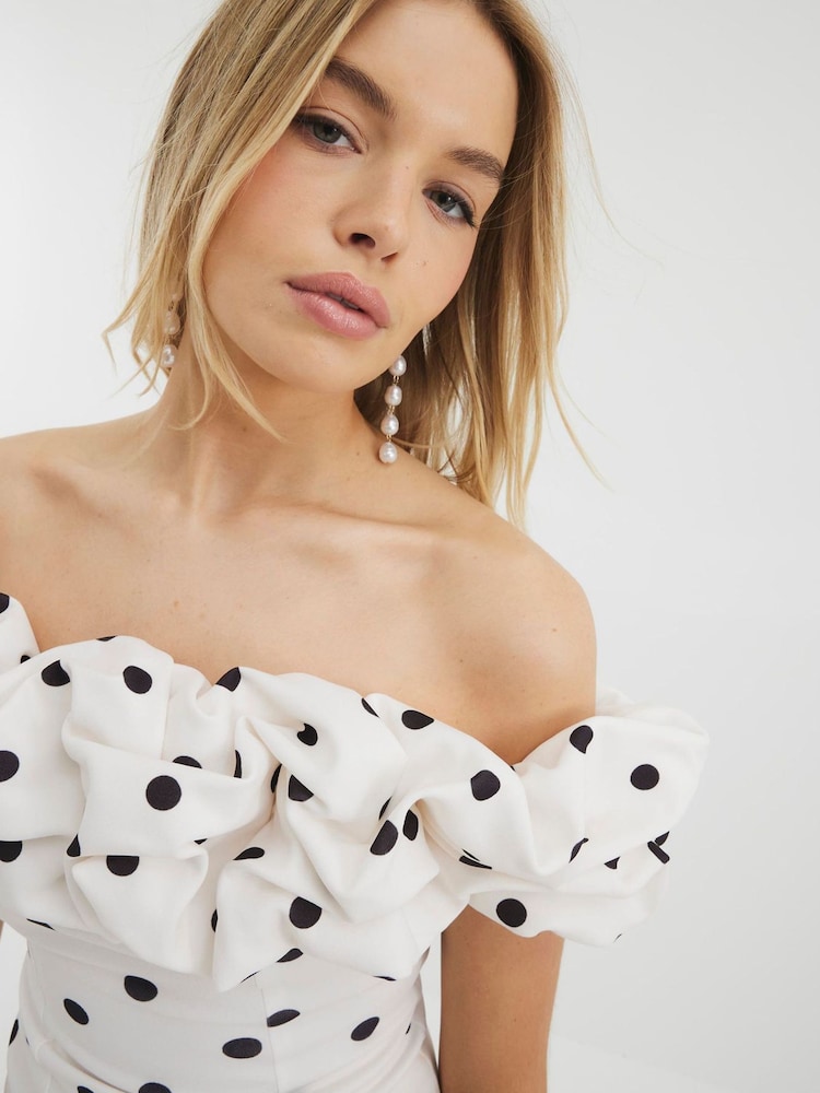 River Island Cream Ruffle Bardot Blouse - Image 4 of 4 River Island Cream Ruffle Bardot Blouse - Image 4 of 4