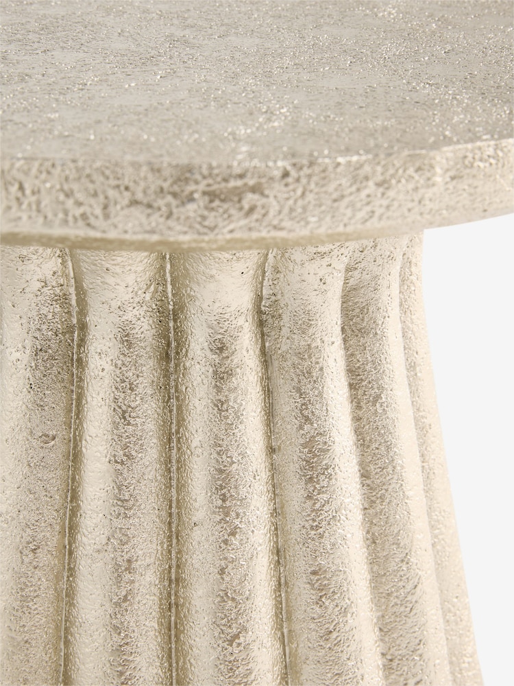 Gold Fluted Resin Side Table - Image 4 of 4 Gold Fluted Resin Side Table - Image 4 of 4