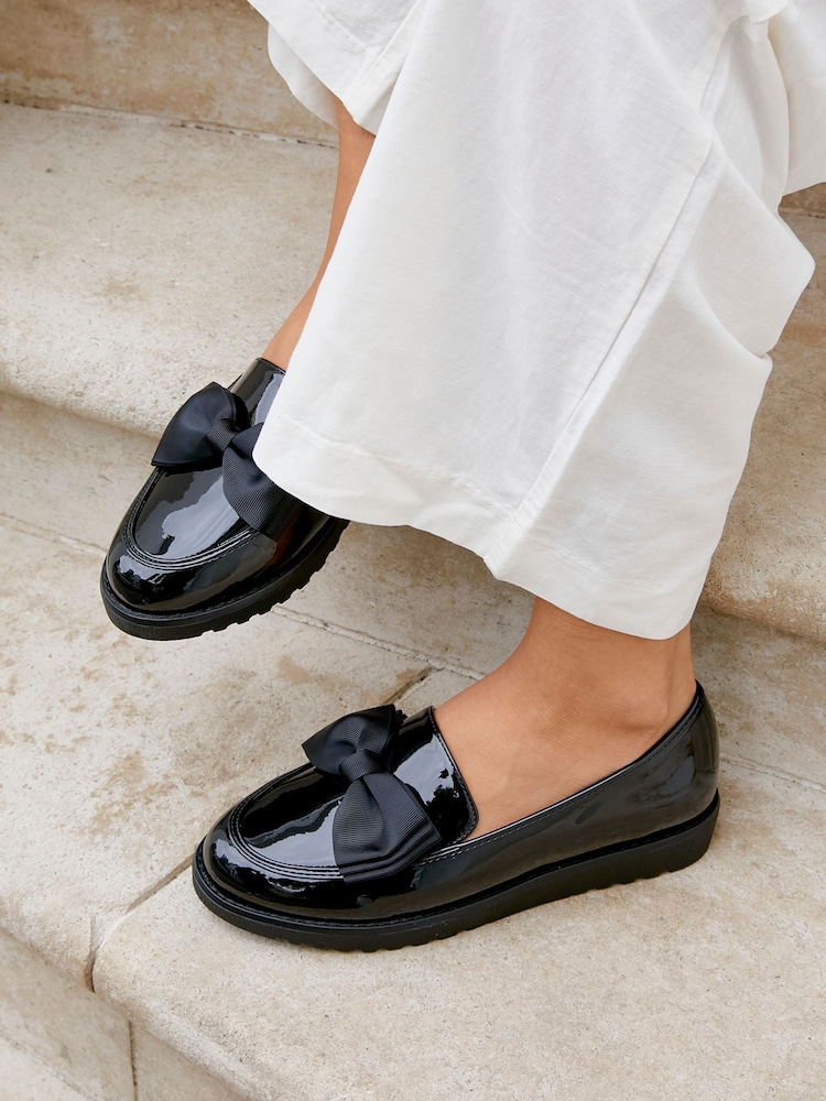 Linzi Black Wide Fit Violetta Classic Slip-On Loafers With Fabric Bow Detail - Image 2 of 6