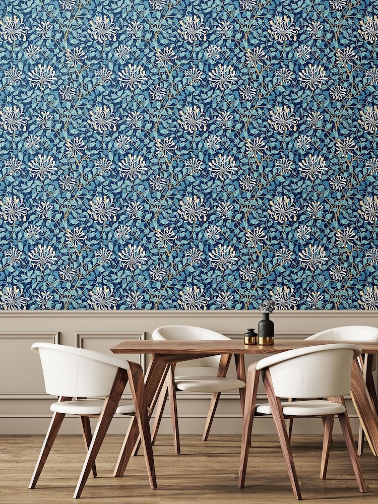 Hoopla Walls Navy Blue Honeysuckle Leaf Trail 10M Wallpaper - Image 1 of 2
