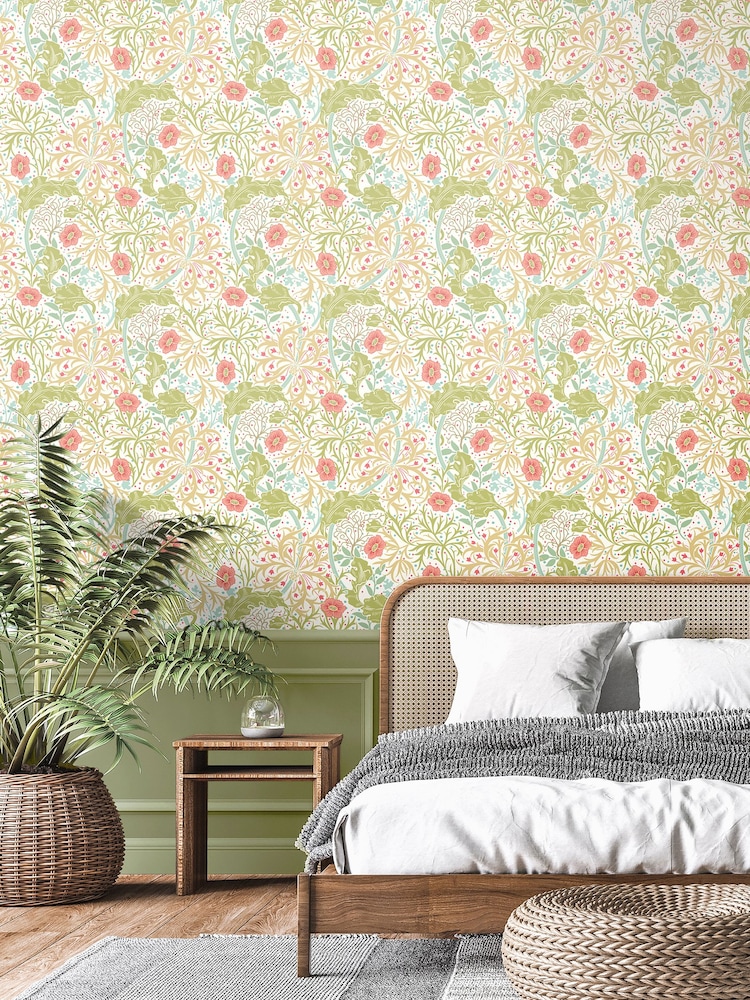 Hoopla Walls Rose Pink Seaweed Garden 10M Wallpaper - Image 1 of 2