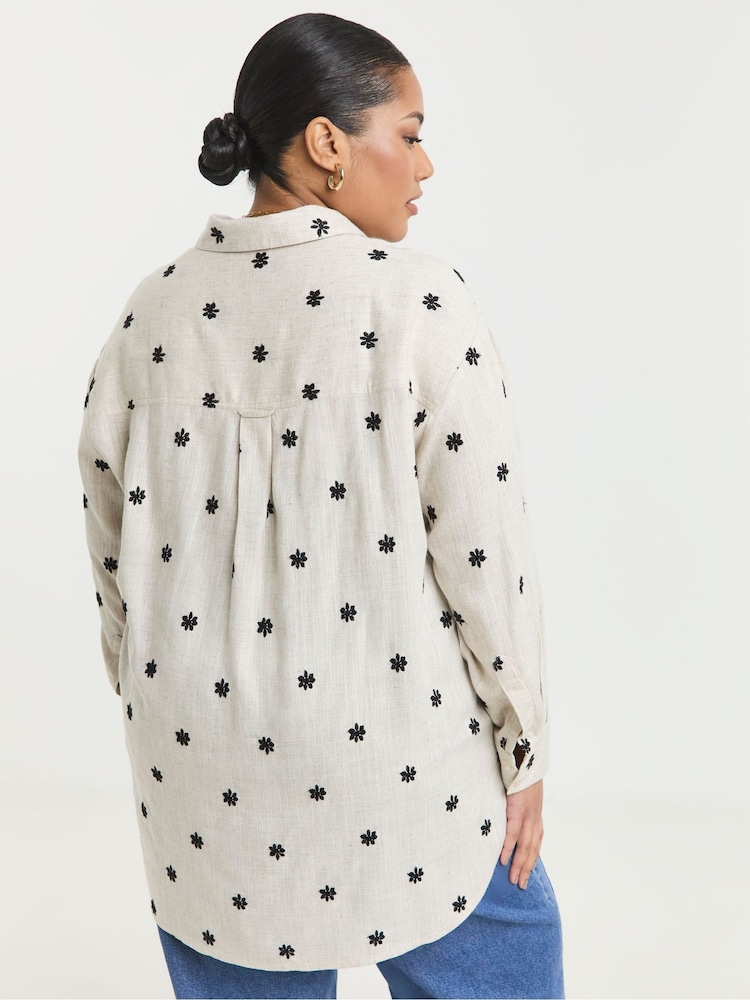 Simply Be White Embroidered Linen Shirt - Image 2 of 5 Simply Be White Embroidered Linen Shirt - Image 2 of 5