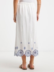 JD Williams White Broderie Scalloped Hem Maxi Skirt - Image 3 of 4