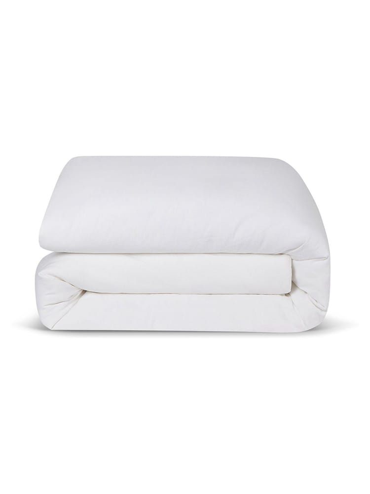 Piglet in Bed White Duvet Cover - Image 3 of 3