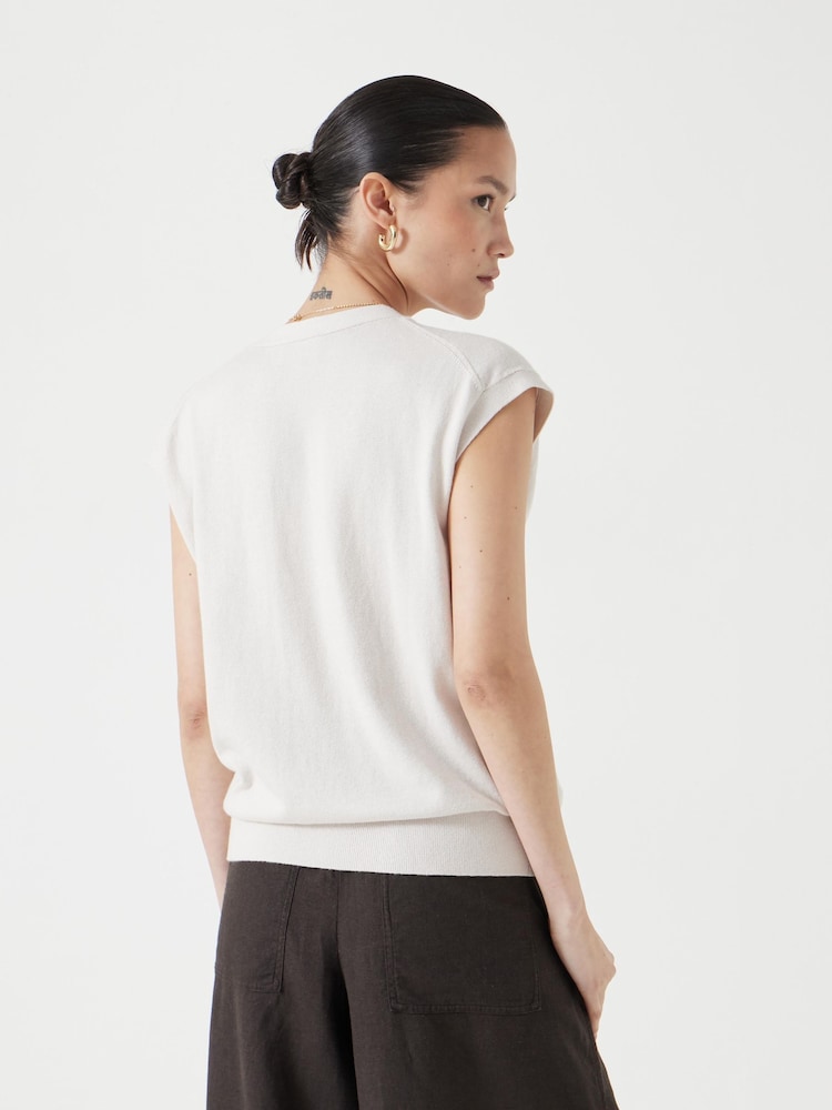 Blanco - Hush Fine Knit Button Front Vest Top - Imagen 2 de 6
