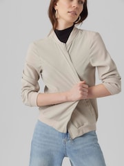 VERO MODA Cream Lightweight Bomber Jacket - Image 3 of 4