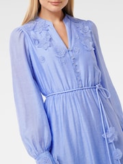Forever New Blue Yasmin Floral Detail Midi Dress with a touch of Linen - Image 4 of 4