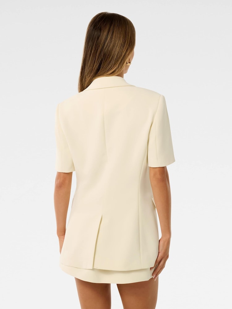 Forever New Cream Azura Petite Short Sleeves Jacket - Image 2 of 5
