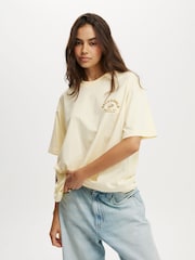 Amarillo mantequilla - Cotton On The Boxy Graphic 100% Cotton T-Shirt - Imagen 1 de 6