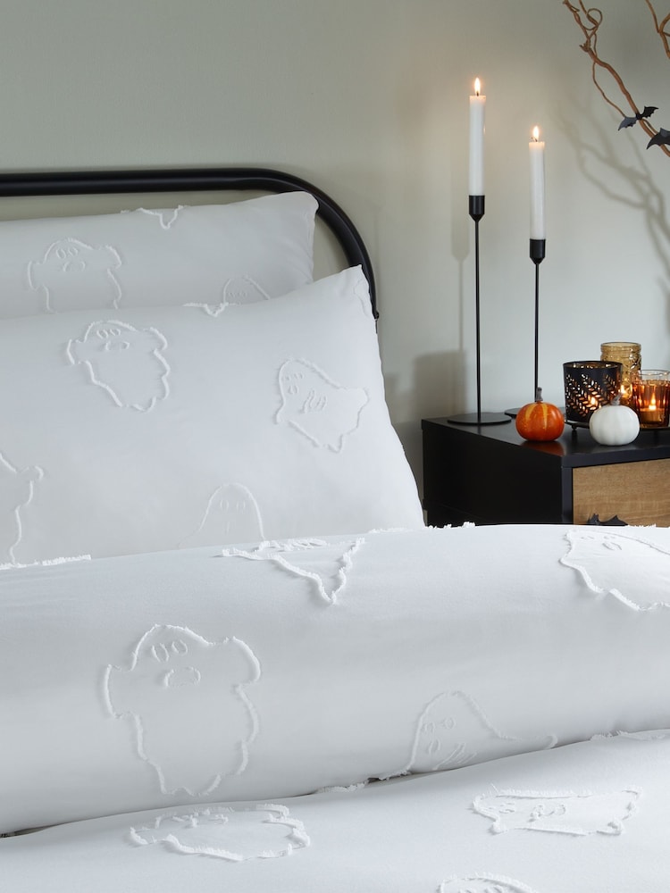 Duvet Day White Ghostly Ghouls Duvet Set - Image 2 of 3 Duvet Day White Ghostly Ghouls Duvet Set - Image 2 of 3