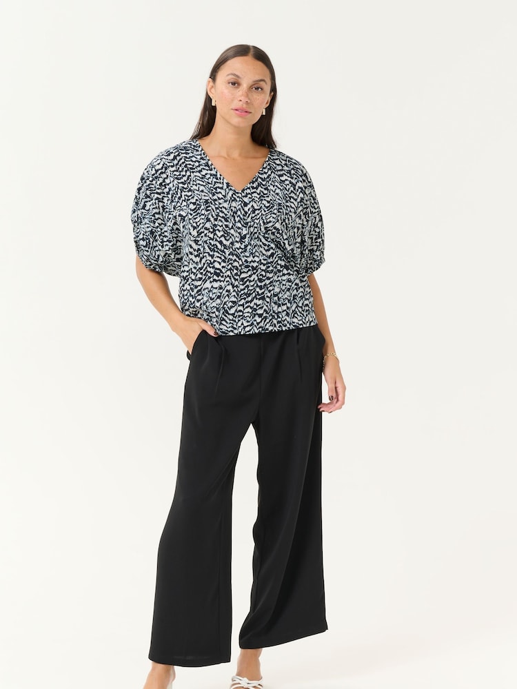Kaffe Blue KAruffalo V-Neck Short Sleeve 100% Cotton Blouse - Image 2 of 6 Kaffe Blue KAruffalo V-Neck Short Sleeve 100% Cotton Blouse - Image 2 of 6