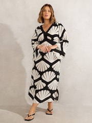 Live Unlimited Black Curve Shell Print Flared Sleeve Maxi Dress - Image 3 of 5