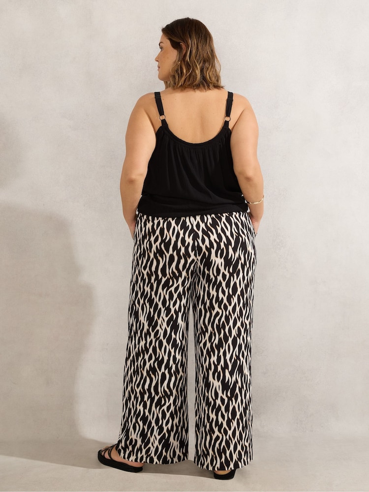 Live Unlimited Curve Mono Print Wide Leg Trousers - Bild 2 von 2