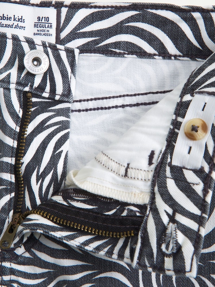 Abercrombie & Fitch Relaxed High Rise Shorts - Image 2 of 3