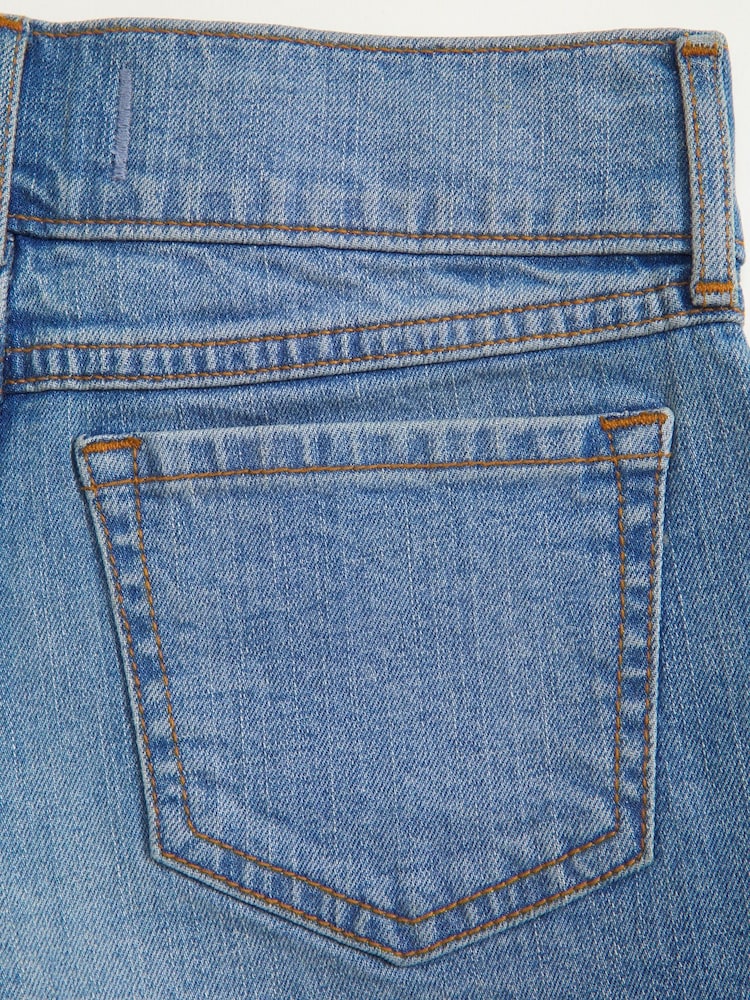 Abercrombie & Fitch Blue Patch Pocket Midi Shorts - Image 2 of 3