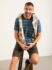 Maro închis - FatFace Stow Garment Dye Chino Shorts - Imaginea 4 din 5