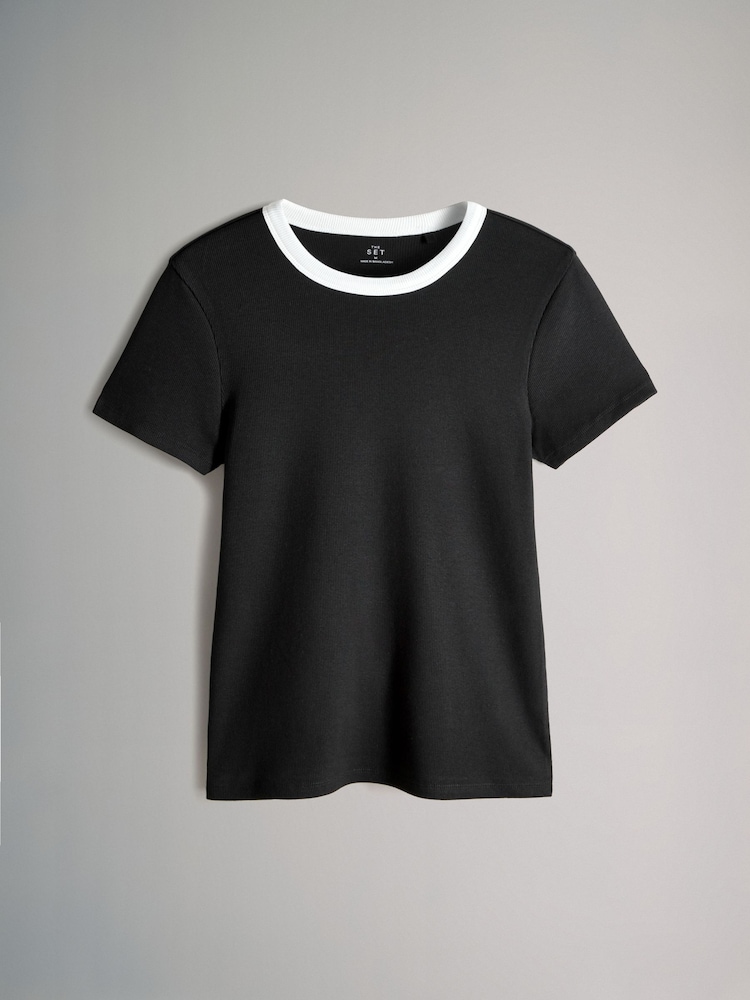 أسود/أبيض/مخطط/رمادي - حزمة من 4 تيشرتات مضلعة بكم قصير - صورة 6 من 6 أسود/أبيض/مخطط/رمادي - حزمة من 4 تيشرتات مضلعة بكم قصير - صورة 6 من 6