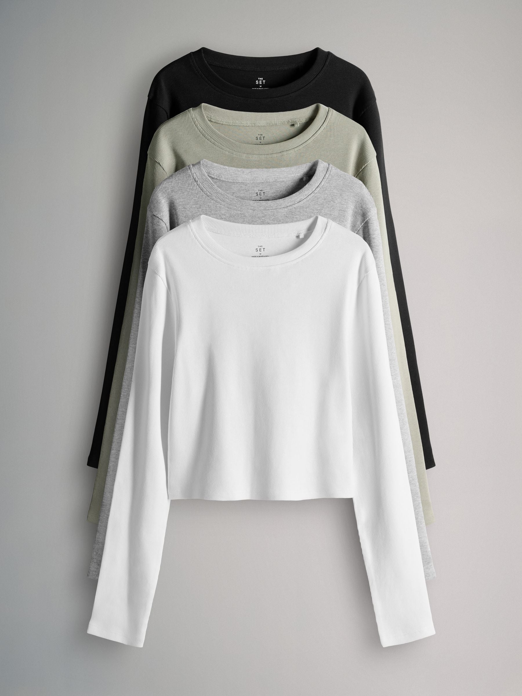 ちぃ　sheller 　rib knit cropped tops ちぃ sheller rib knit cropped tops ちぃ sheller rib knit cropped